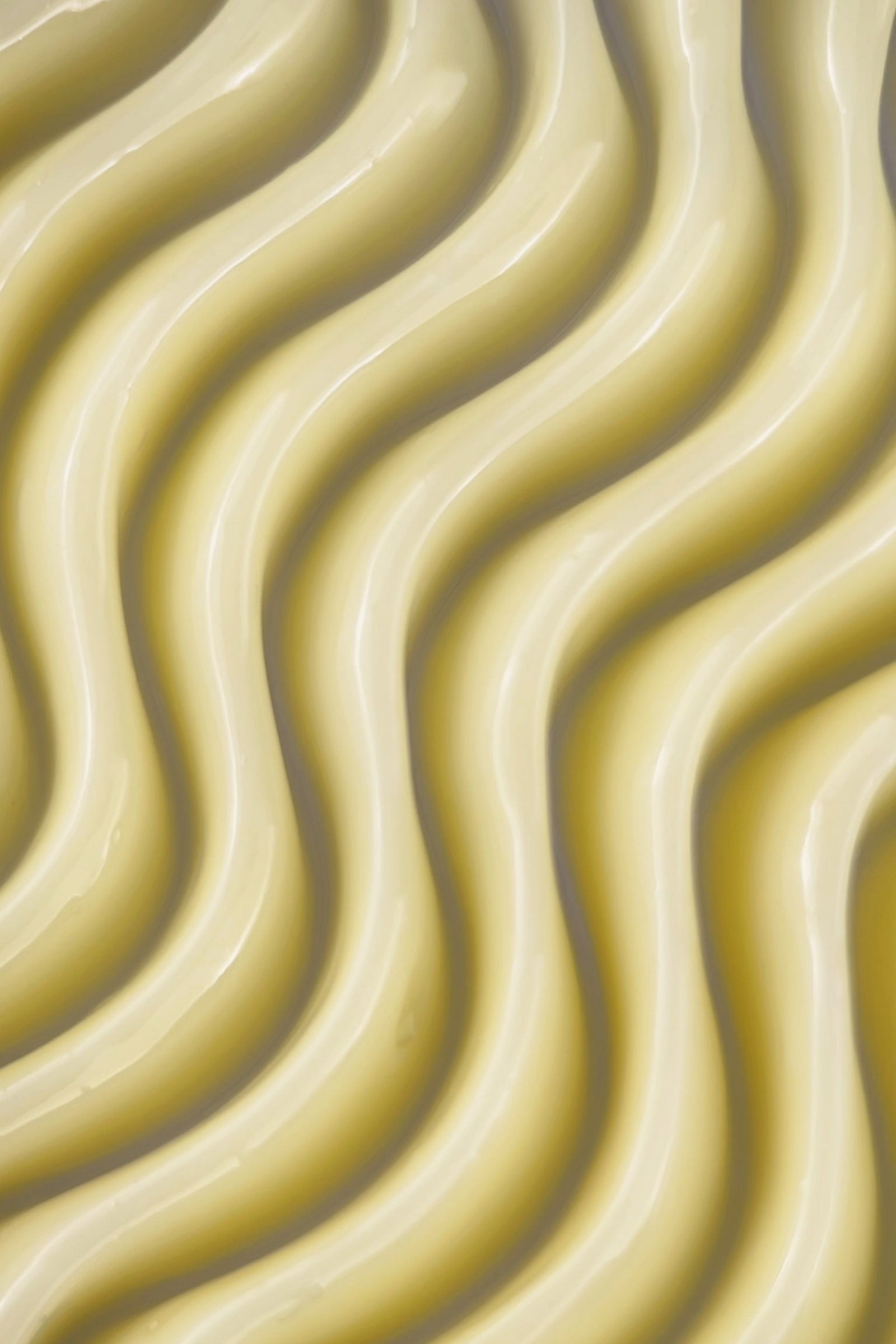 krem rozświetlający, krem rozjaśniający przebarwienia, krem rozświetlający skórę, krem do twarzy na przebarwienia, krem na przebarwienia po trądziku, krem na przebarwienia posłoneczne, krem przebarwienia na skórze, krem na przebarwienia po opalaniu, najlepszy krem na przebarwienia, Bright Vibes, kuracja Say hi, żółty krem Say hi