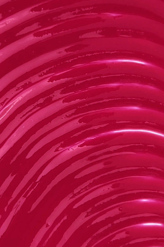 Glassy Lips Fuchsia, koloryzujący balsam do ust z peptydem, fuksjowy błyszczyk, balsam do ust z peptydem, peptide plumping tinted lip balm, peptydowy balsam do ust, błyszczyk powiększający usta, balsam do ust laneige, błyszczyk rhode, błyszczyk fenty, błyszczyk dior, trwały błyszczyk do ust, wegański błyszczyk do ust, wegański balsam do ust, naturalny balsam do ust, balsam do ust w kolorze nude, błyszczyk do ust w kolorze różowym, różowy błyszczyk do ust, pielęgnacyjny błyszczyk do ust, błyszczyk say hi