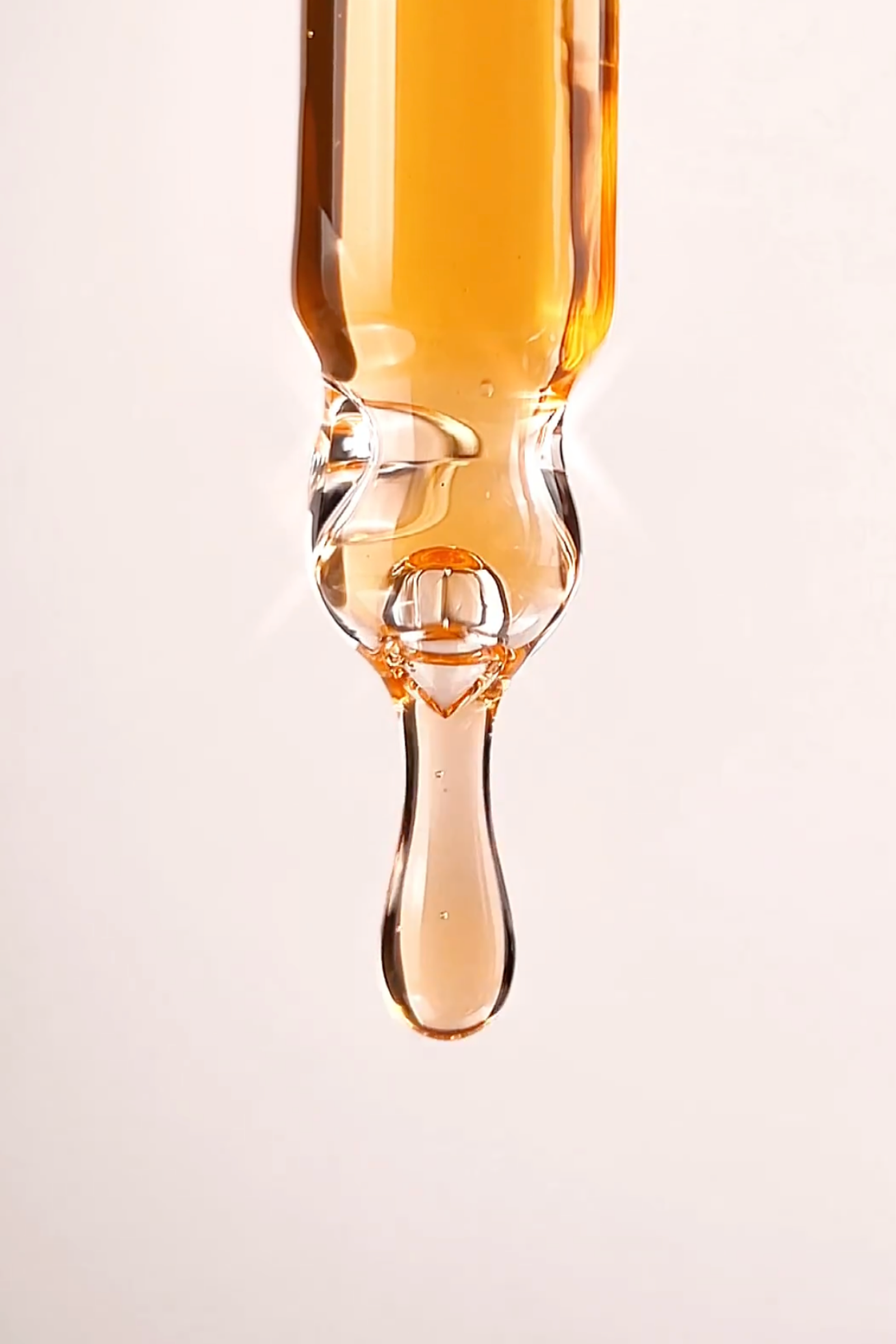 serum z witaminą C, serum z peptydami, serum z kwasem ferulowym,serum antyoksydacyjne, serum ujędrniające, serum z witaminą C ranking, serum wegańskie, serum przeciwzmarszczkowe, serum rozświetlające, serum na dzień, serum do cery dojrzałej, serum do cery wrażliwej, serum do cery suchej, najlepsze serum do twarzy, serum dla kobiet w ciąży, pielęgnacja z witaminą C, Sunrise Serum, Say hi serum.